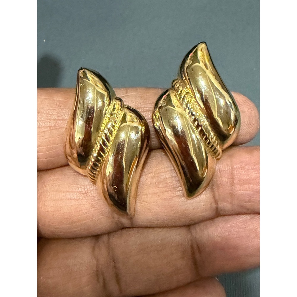 Clip On Earrings Puffy Hollow‎ Statement Gold Tone Vintage 80s Sculptural Chunky